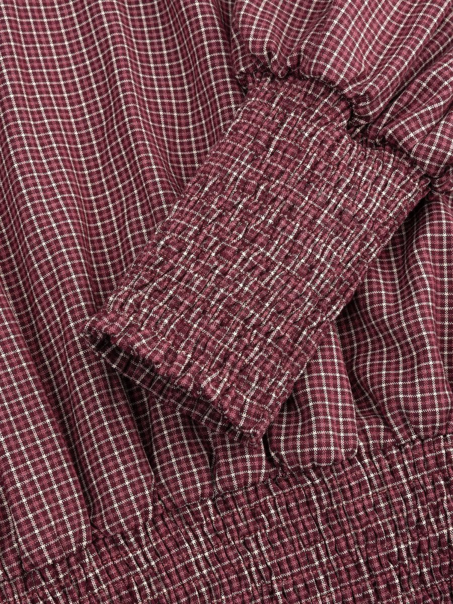Geruite smock top met pofmouwen Ydence Tessa in mauve – detail van de stof | Jo&Co Club