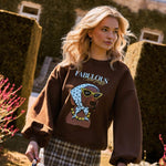 Model draagt de Ydence Fabulous and fluffy trui in bruin | Ydence Fabulous | Jo&Co Club