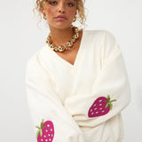 Ydence Sweater Strawberry | Ecru in Gebroken wit (ecru), oversized