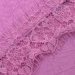 Detailopname van een lila kledingstuk | Ydence Callie | Jo&Co Club