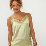 Ydence Top Callie in pistachegroen